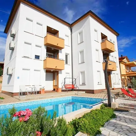 One-bedroom In Xlvii Apartman