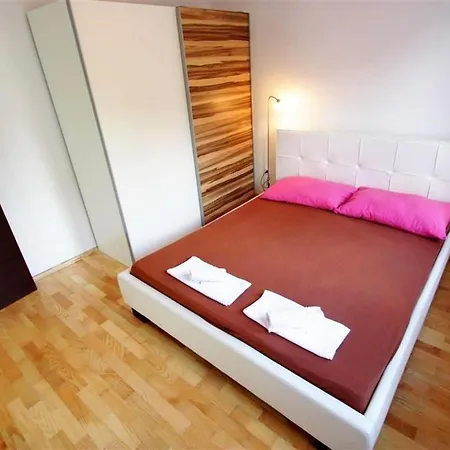 One-bedroom In Xlvii Apartman Crikvenica